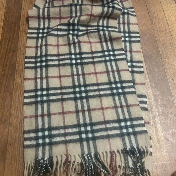 Burberry Beige and Black Checkered Scarf 50./. Cashmere - Picture 3 of 7